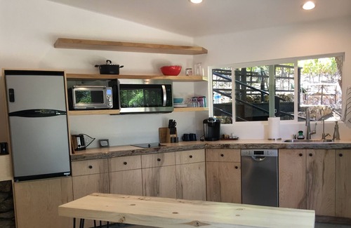 Malibu Cabaña | Planee su escapada, Vineyard Cottage Oasis. Cerca de todas las comodidades de Malibu!