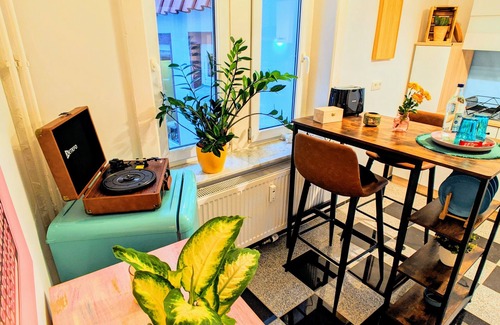 Uelzen Apartamento | Romantic vintage Uhlpartment - in the heart of Uelzen | Wlan - Kitchen - Netflix