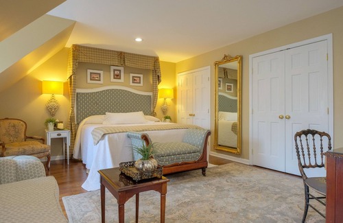 Edenton Casa | Carriage House de 1775 frente al mar en el corazón de Edenton, Carolina del Norte