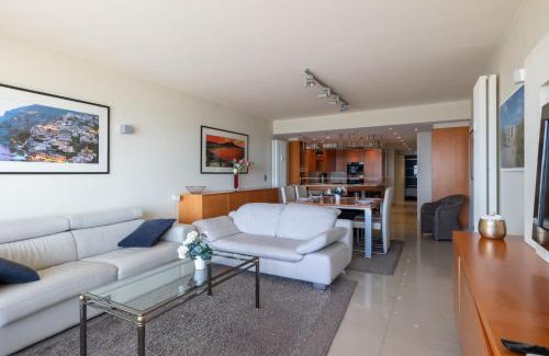 Ostend Apartamento | "Romantica" - Luxury Apartment with infrared cabin and Seaview T72