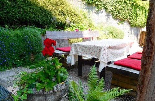 Weyer Casa | Romantische Ferienhütte Nationalpark Kalkalpen, sonnig, 2 Schlafzimmer, Wlan