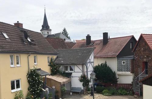 Wehrheim Apartamento | Romantisches Gästezimmer - Zentralgelegen