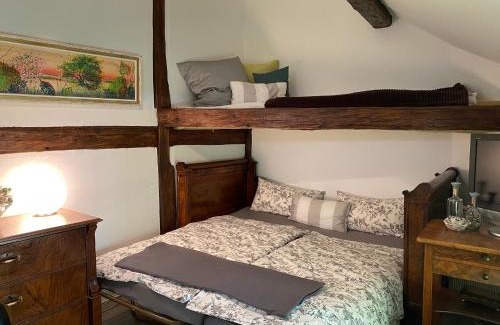 Wehrheim Apartamento | Romantisches Gästezimmer - Zentralgelegen