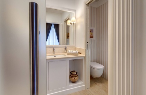 Prati Apartamento | EXCEPCIONAL APARTAMENTO PARA EL VATICANO, LUJOSO, NUEVO, JACUZZI SPA, CASA LUIGI.