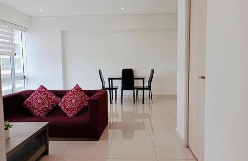 Los Alpes Apartamento | Romulo OFarril 2parking-3BR-2BA