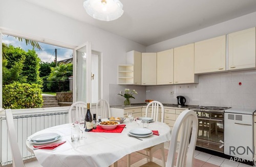 Icici Apartamento | Rona apartment Ani nr 3