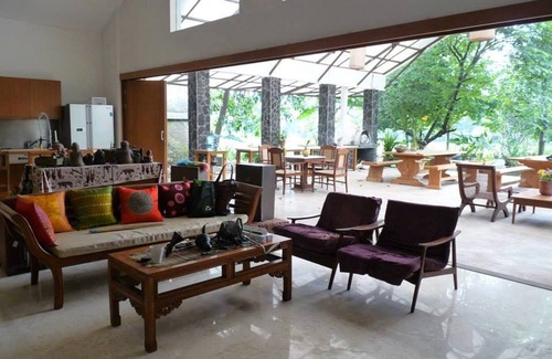 Lembang Cama Y Desayuno | Ronia Mountain Villa Lembang