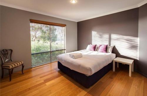 Yallingup Casa | Roo-topia at Chez Nous - A Yallingup Sanctuary