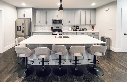 Neponset - Port Norfolk Apartamento | Roof Deck, Sleeps 10, W/D, Waterviews!