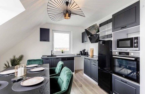 Rheda-Wiedenbruck Apartamento | Roof-Suite 02 I Aufzug I BBQ I WiFi I Balkon I TV