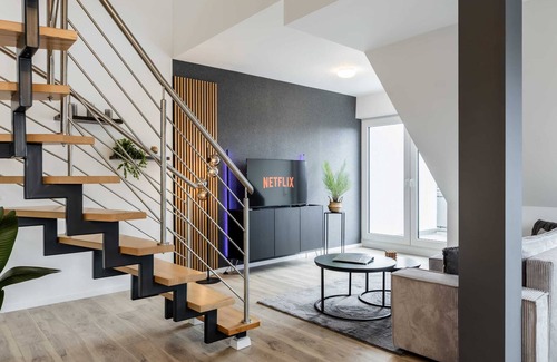 Rheda-Wiedenbruck Apartamento | Roof-Suite 02 I Aufzug I BBQ I WiFi I Balkon I TV