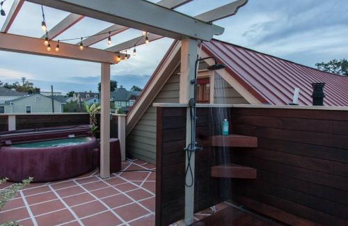 Thomas Square Casa | Roof Terrace Oasis