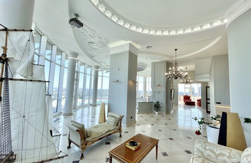 Pechers'kyi District Apartamento | Roofport in Київ