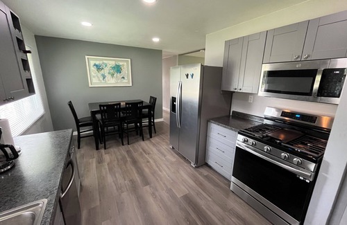 Guttenberg Casa | Roofscape Retreat, enjoy the patio life!