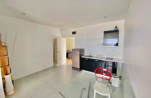 Phuket Apartamento | Rooftop 1 Bedroom 50 sqm amazing view in the heart of Phuket