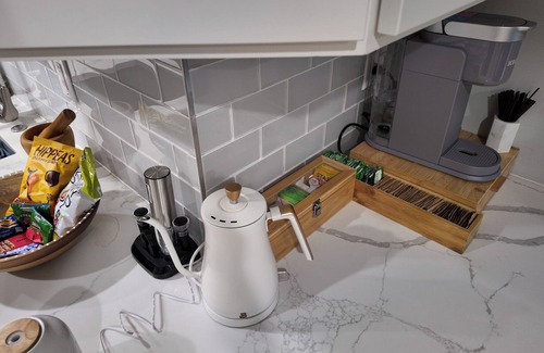Brewerytown Apartamento | Rooftop/5min Museum of Art/3BD3BA/Patio/King/ Free Parking/10min Liberty Bell