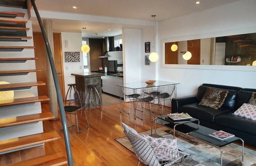 Chacarita Apartamento | Rooftop apartment, great views ! Outdoor balcony shower!
