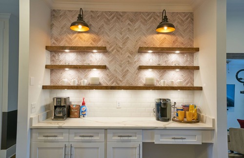 Cleveland Park Casa | ★Rooftop Deck ★4BR/4BA 3mi to Broadway