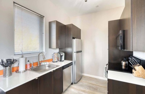 Hosford-Abernethy Apartamento | Rooftop Deck City Views Hawthorne 4BR