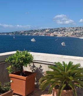 San Ferdinando Apartamento | Rooftop in front of the Castle