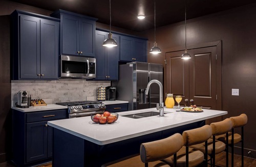 Chattanooga Casa | Rooftop lounge w/ Lookout Mtn views in downtown's Southside. It's a vibe.