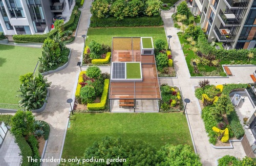 Eastgardens Apartamento | Rooftop Penthouse - panoramic views of a golf course, city skyline & Botany Bay