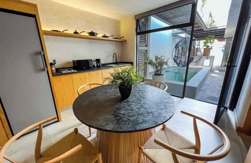 La Estancia Casa | Rooftop & Private Pool Property