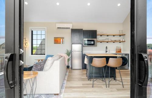 Ottawa Casa | Rooftop Retreat