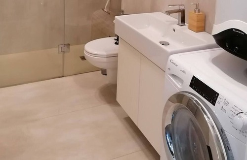 Belso-Ferencvaros Apartamento | Rooftop Suite Budapest 5
