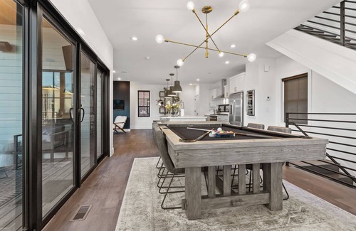 Downtown Casa | Rooftop Terrace on Bentonville Square