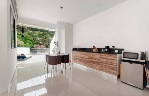 Cali Casa | Rooftop terrace, privilege location.