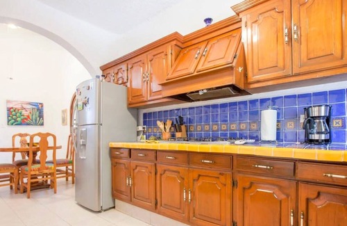Lomas de Palmira Apartamento | Rooftop Views & Sunsets, Steps to the Malecón