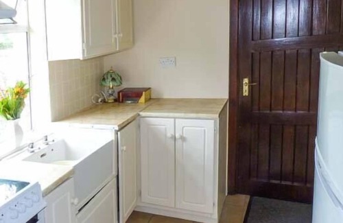 Ballinamore Bridge Cabaña | Rook Hill Cottage, NEWBRIDGE, GALWAY DEL CONDADO