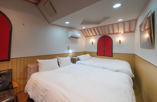 Narita Hotel | Room 103 / Narita Chiba
