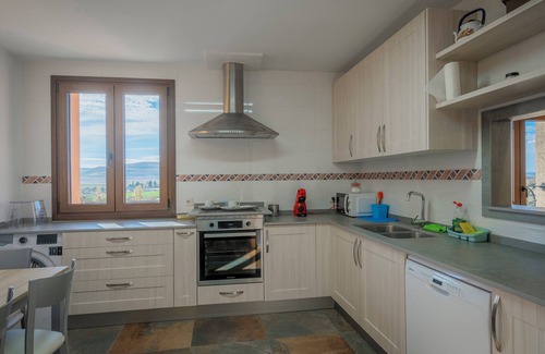 Castrojeriz Apartamento | Habitación '105 Matrimonio Blue' con jardín compartido, Wi-Fi y aire acondicionado.