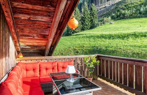 Hainzenberg Apartamento | Room '14' with Mountain View, Private Terrace and Wi-Fi