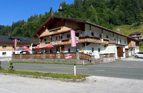 Hopfgarten im Brixental Apartamento | Habitación '3' con vistas a la montaña, terraza compartida y Wi-Fi