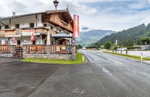 Hopfgarten im Brixental Apartamento | Habitación '3' con vistas a la montaña, terraza compartida y Wi-Fi