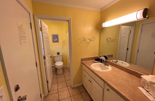 Topsail Beach Hotel | Room #311 Standard 1 King Bed Pets Yes