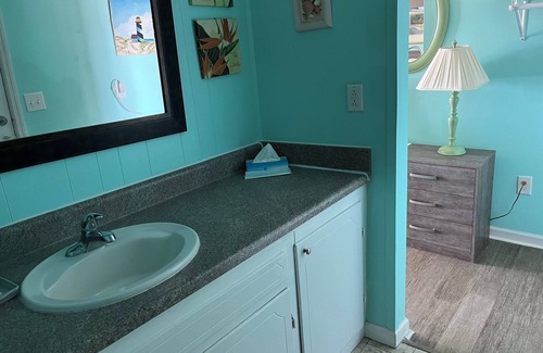 Topsail Beach Hotel | Room #313 Mini Efficiency 2 Double Pets Yes