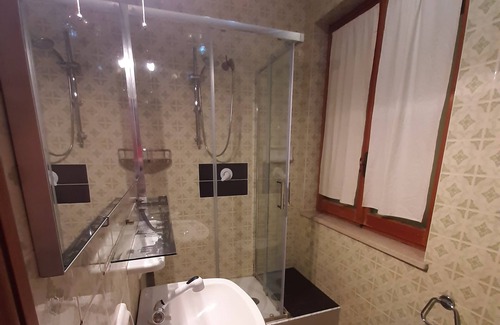 Precetto Casa | ROOM 5 VILLA MUNA