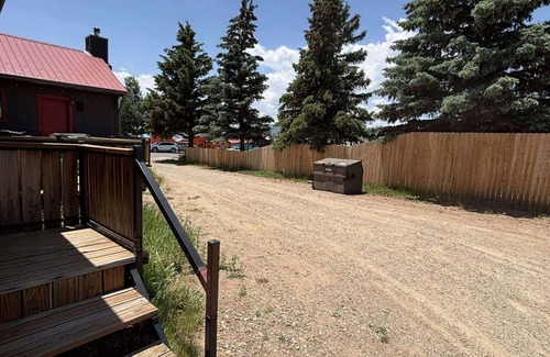 Eagle Nest Cabina | Room 7: Cozy Nest 15 Minutes from Red River/ Angel Fire