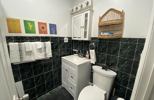 North Bergen Casa | Room-7 Private Room With Jacuzzi, Massag