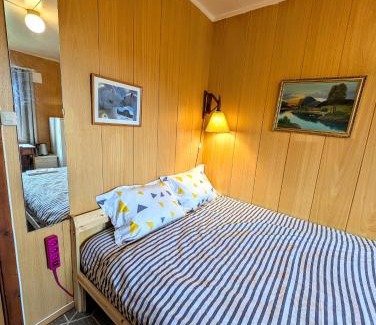 Gibostad Casa | Room at House of ade