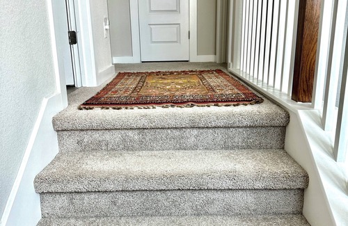 Elgin Casa | Room Available