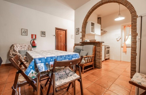 Sorano Apartamento | Habitación 'Camera Sud' con piscina compartida, terraza compartida y Wi-Fi