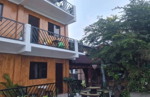 Alaminos Casa | ROOM D - Studio Type Room Good for 4-6pax