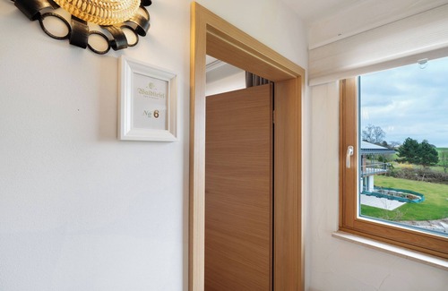 Hallwangen Apartamento | Habitación 'Doppelzimmer 6 Premium' con terraza compartida, jardín compartido y Wi-Fi