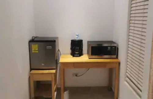 Dixon Cove Apartamento | Habitacion para 4 personas con acceso a playa privada en Villas Las Palmas