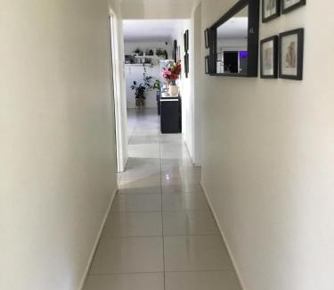 Kallangur Casa | Room for rent